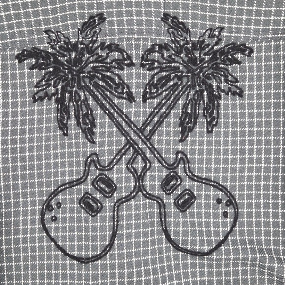 Tommy Bahama Mens Button Down Shirt Gray/Green Large Embroider Guitar - Stain - Picture 9 of 16